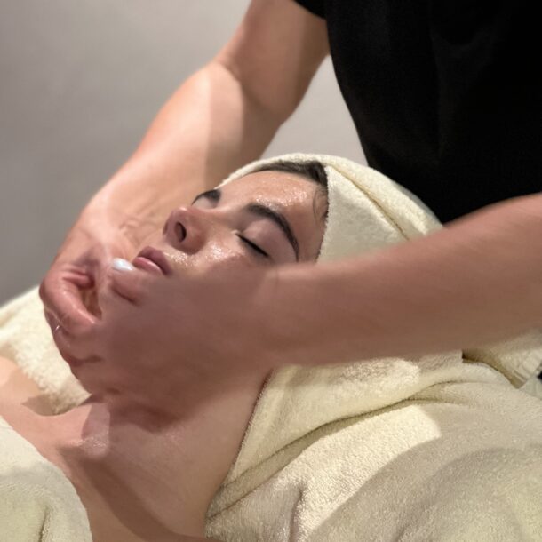 Trattamento viso per pelli sensibili